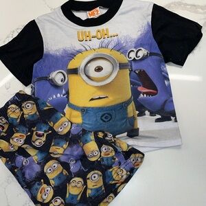 Despicable Me 2 Pajamas Shorts & short sleeve Top Kids XS